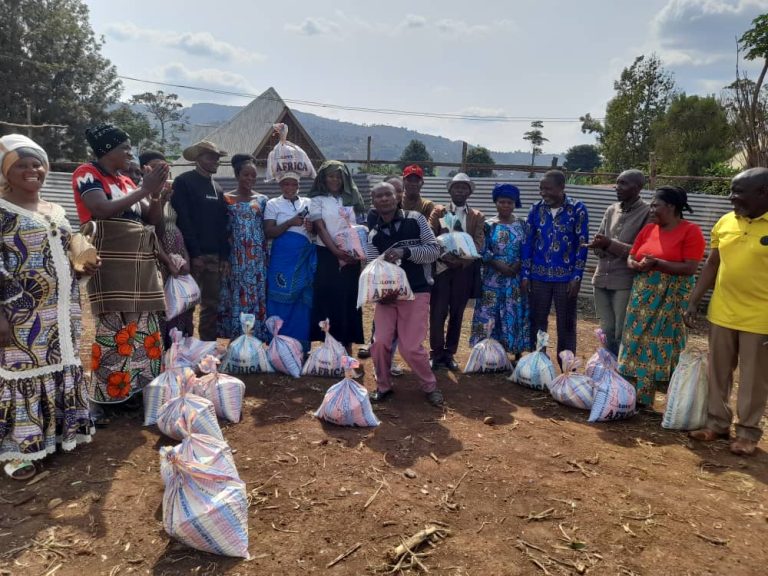 Distribution de Semences pour une Meilleure Production Agricole dans les Communautés du territoire de kabare à Mudusa, Lwiro et Kavumu